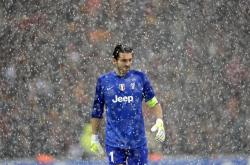 明日分区决赛焦点战！皇家马德里迎战广东男篮，绝杀或上演