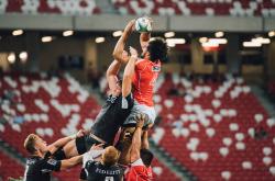 西亚卡姆在TL比赛中突破纪录，惊险取胜引发热议！