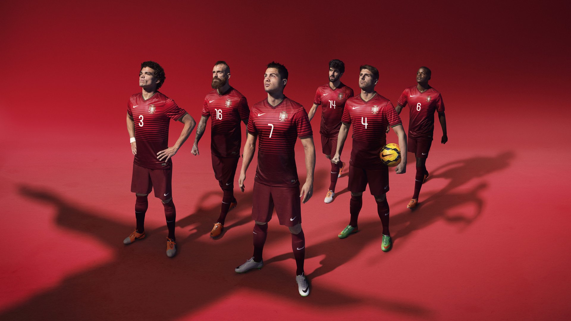 篮球赛场焦点！葡萄牙队对阵中国队，超级对决，球迷热情点燃赛场